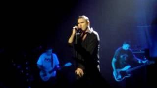 Morrissey - Im OK By Myself Manchester Apollo Night 1