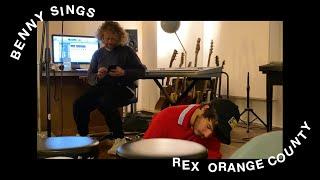 Rex Orange County – WHO CARES? IN THE STUDIO PART ONE