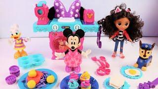 Minnie Mouse Softee Dough Color Magic Kitchen Create Your Own Cupcake & Food