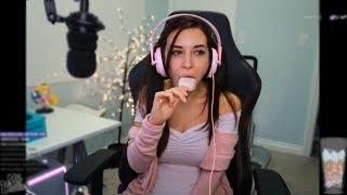 Лучшие моменты с Twitch 18+ Осторожно много жоп - Перепутала мороженое с члном