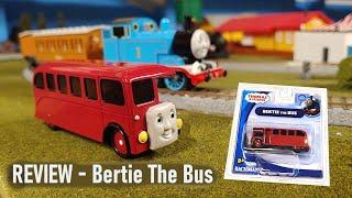 Bertie The Bus - Thomas & Friends - REVIEW Bachmann Trains