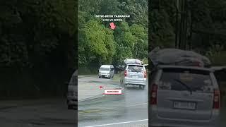 Terekam kamera detik-detik tabrakan pick up L300 vs Ertiga