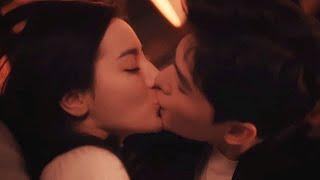 They kiss passionately and have the first time sex #DilrabaYangYang