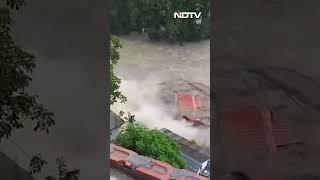 Himachal Pradesh Heavy Rain  House Floated Away In Flash floods In Himachal