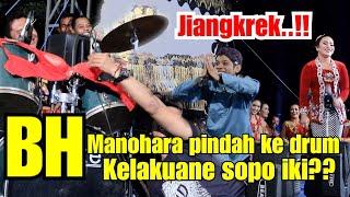 Manohara nangis Bh nya di lempar ke drum