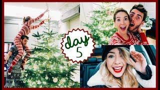 DECORATING THE TREE & LUNCH DATE  VLOGMAS