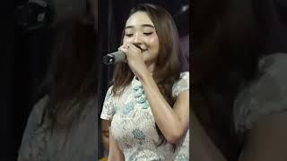 STORY WA DANGDUT KEKINIAN  DIFARINA INDRA SALAH DRADJA