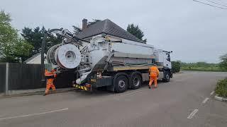 Big Drainage Equipment - Vacuum Tanker To Clear Full Septic Tank - Blocked Drains - Wet Wipes