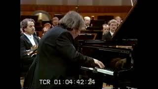 Grigory Sokolov plays Chopin Etude Op.25 No.12 in C minor Ocean - Video 1987