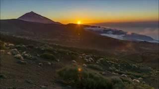 Tenerife por la Noche - Tenerife AstroTime-lapse Spring 2019