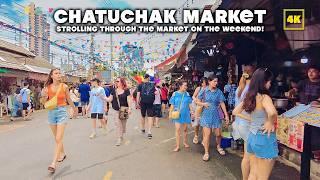 Enjoy shopping Chatuchak Weekend market  Strolling through the market on the weekend