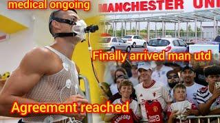 Breaking man utd complete £180k-a-week deal DONE DEAL 100% star flight to Carrington for medicals