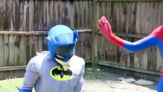 Spiderman vs Venom vs Joker vs Pink Spidergirl - Happy Meal Food Fight - Funny Superheroes