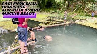 lagi MANDI malah di suruh MANCING BELUT di SAWAH