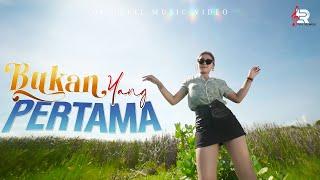 VITA ALVIA - Bukan Yang Pertama Official Music Video