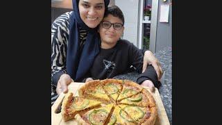 Meray bachpan ki khatti meethi yaadoun se jura Pakistani Bakery Pizza No Oven No Cheese