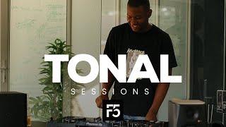 Tonal Sessions - Live at F5 Creative - Feat. Earful Soul