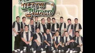 Banda Tierra Blanca - Desayuno de Besos