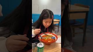Любимое блюдо корейских школьниковА вы бы осилили 4 уровень? Виктория Ким #корея #маратан #корейцы