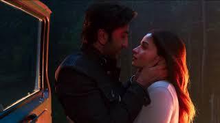 Alia Bhatt and Arjun Kapoor Kiss scene  #aliabhatt​ #aliabhatt_loves​ #arjunkapoor​ #kiss​ #viral​