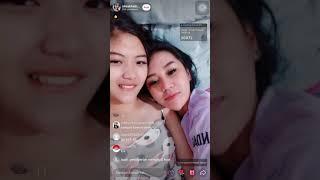 Nonton 2 cewek cantik livesangat menggoda