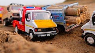 Centy Toys Tow Trucks Rescuing The Vehicles  Tata 407 Tow Truck  Auto Legends #truck #diecast