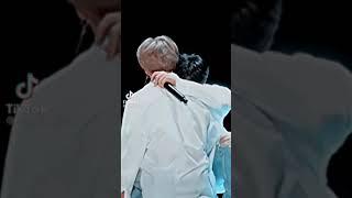 jimin le dijo a jungkook en presentación no dejaré que nadie te lastime