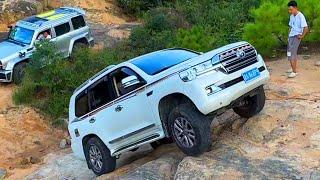 Land Cruiser GX.R 4.0L V6 vs Nissan Patrol SE 5.6L V8 and Mitsubishi Pajero 3.0L PK Off-road