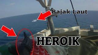 Kapal Barang diserbu Bajak Laut lalu ini yang terjadi...