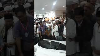 Suasana salat jenazah KH Maimoen Zubair atau Mbah Moen di Makkah. Kementerian Agama RI