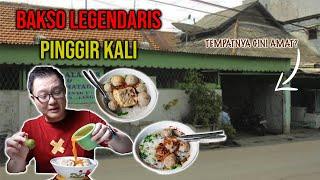 JUALAN BAKSO PULUHAN TAHUN DI PINGGIR KALI ISINYA GA WAJAR