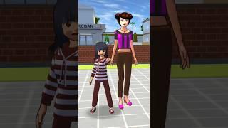 Kicked the cockroach out of the house #shorts #sakuraschoolsimulator #shortsvideo #viral