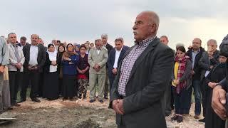 Ezidi Cenazesi  Ezidi Şeyhinin Mezar Başındaki Duası