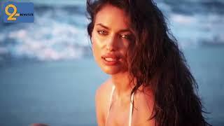 2-minutes of beautiful Irina Shayk bikini model