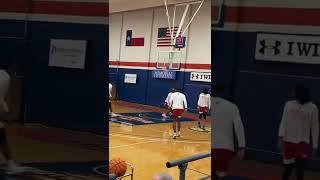 Nicholls Colonels Warming up vs Houston Baptist